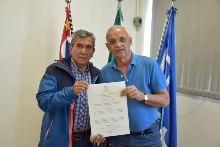 José Vizentin recebe certificado de Menção Honrosa da Universidad Nacional de Colombia